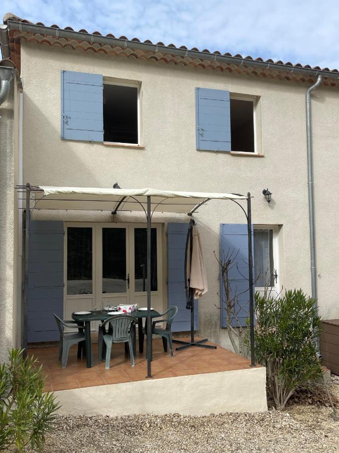 Chez Laura Pres Du Pont D'Arc Villa Salavas Buitenkant foto