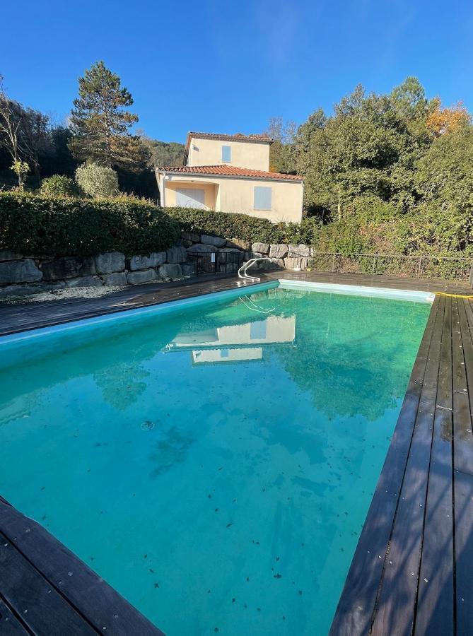 Chez Laura Pres Du Pont D'Arc Villa Salavas Buitenkant foto